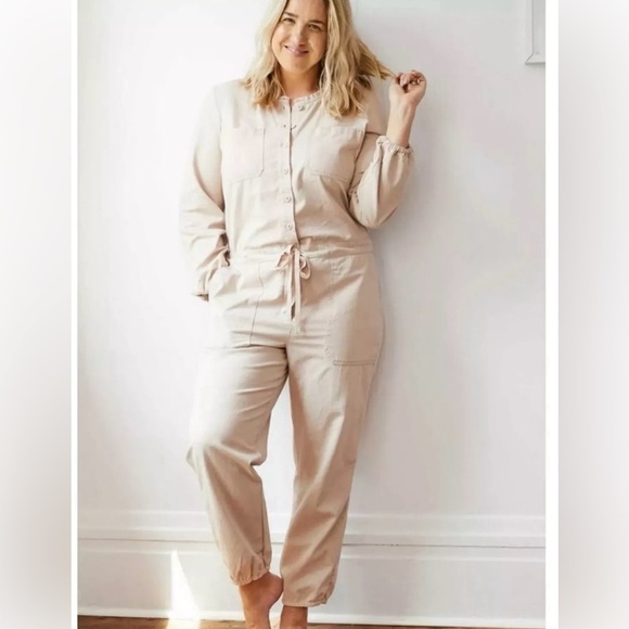 aerie Pants - Aerie Cream Utility Jumpsuit – Size M – Button Front / Drawstring Waist - EUC